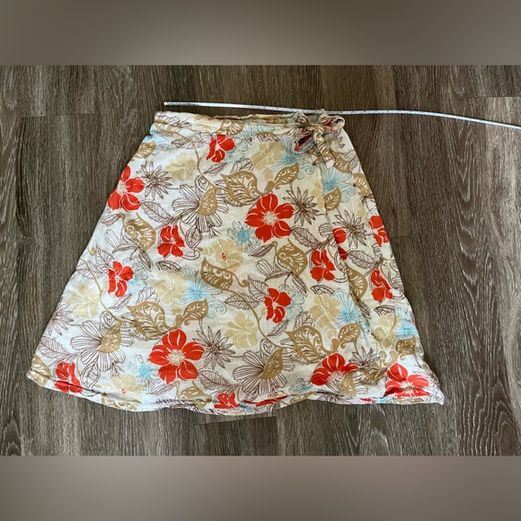 O'Neill Dresses & Skirts - O’Neill wrap skirt size small